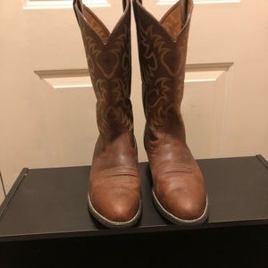 Ariat Men’s Boots.  US size 11.5 EE.  Great condition.